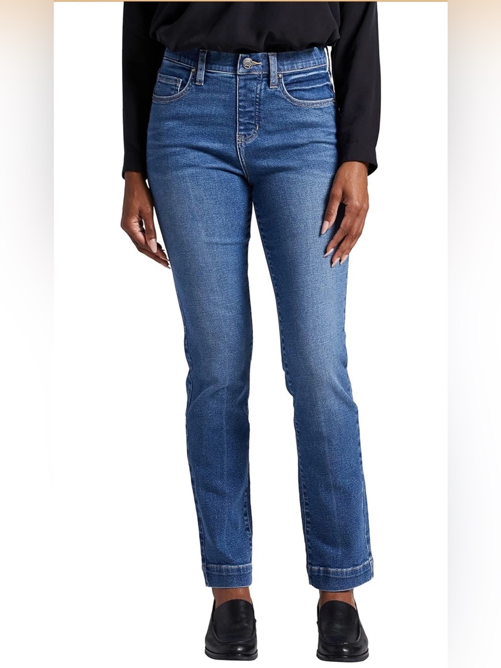 JAG pull on straight, high waisted jeans in size 10. Like new!